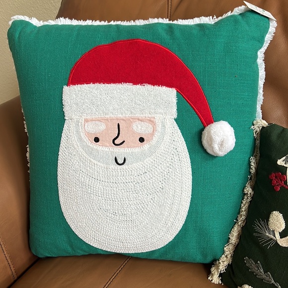 Place & Time Wonderland pillow collections, 3 pieces set total price is $140 - Picture 13 of 13